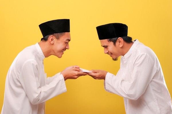 5 Rahasia Sedekah yang Balik Lagi Jadi Harta